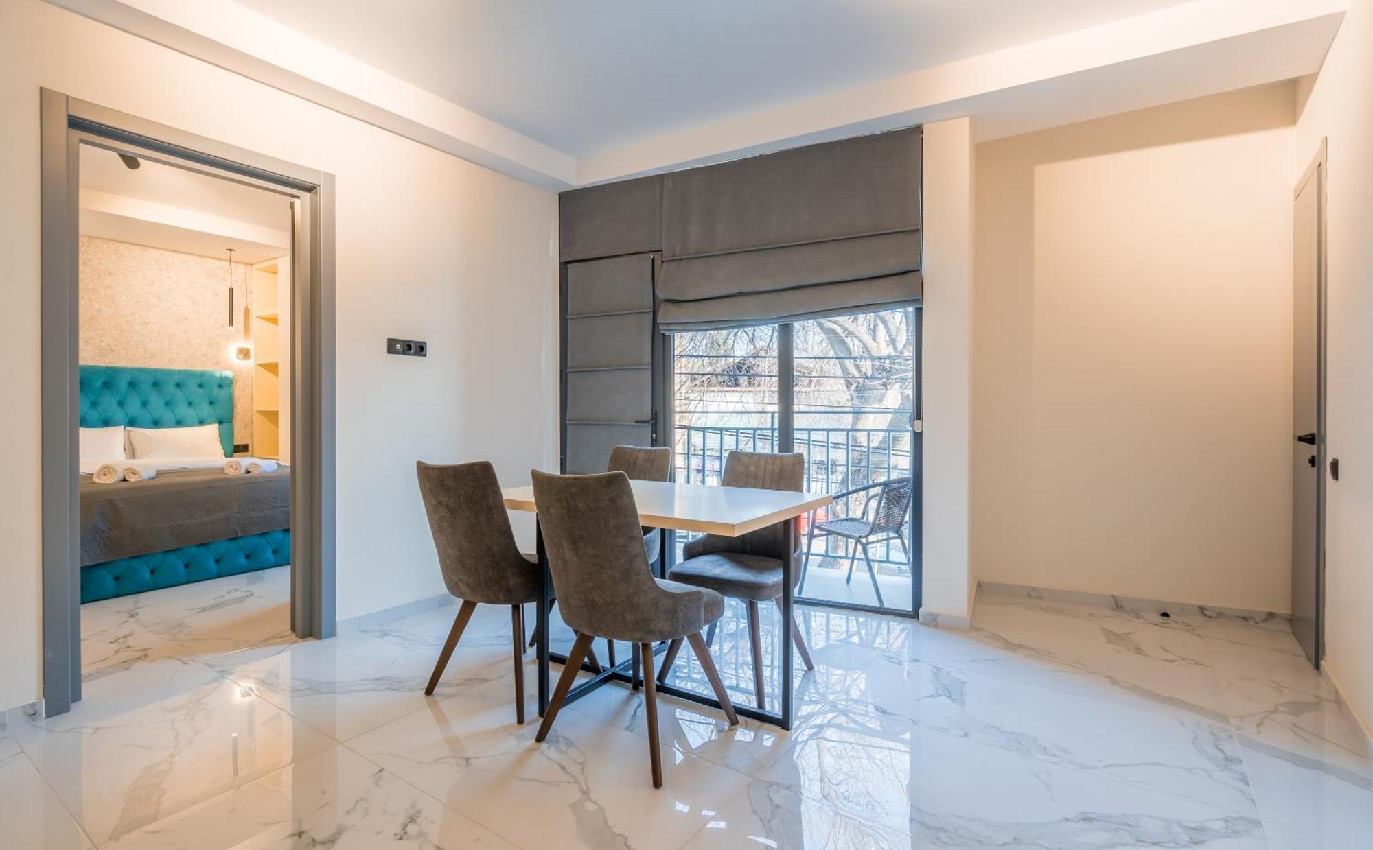 Aparthotel Luxury X By Umbrella Tbilisi Esterno foto