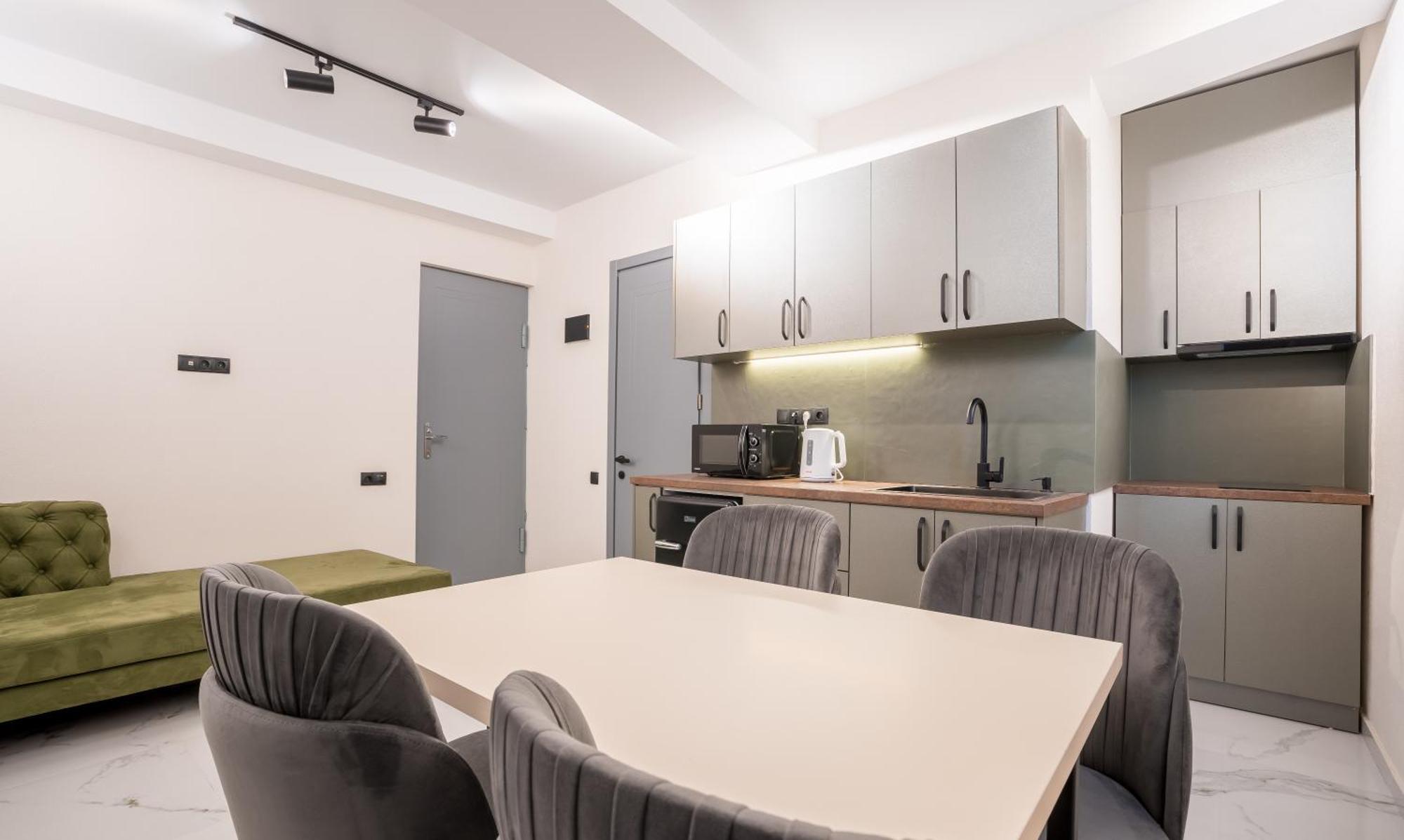 Aparthotel Luxury X By Umbrella Tbilisi Esterno foto