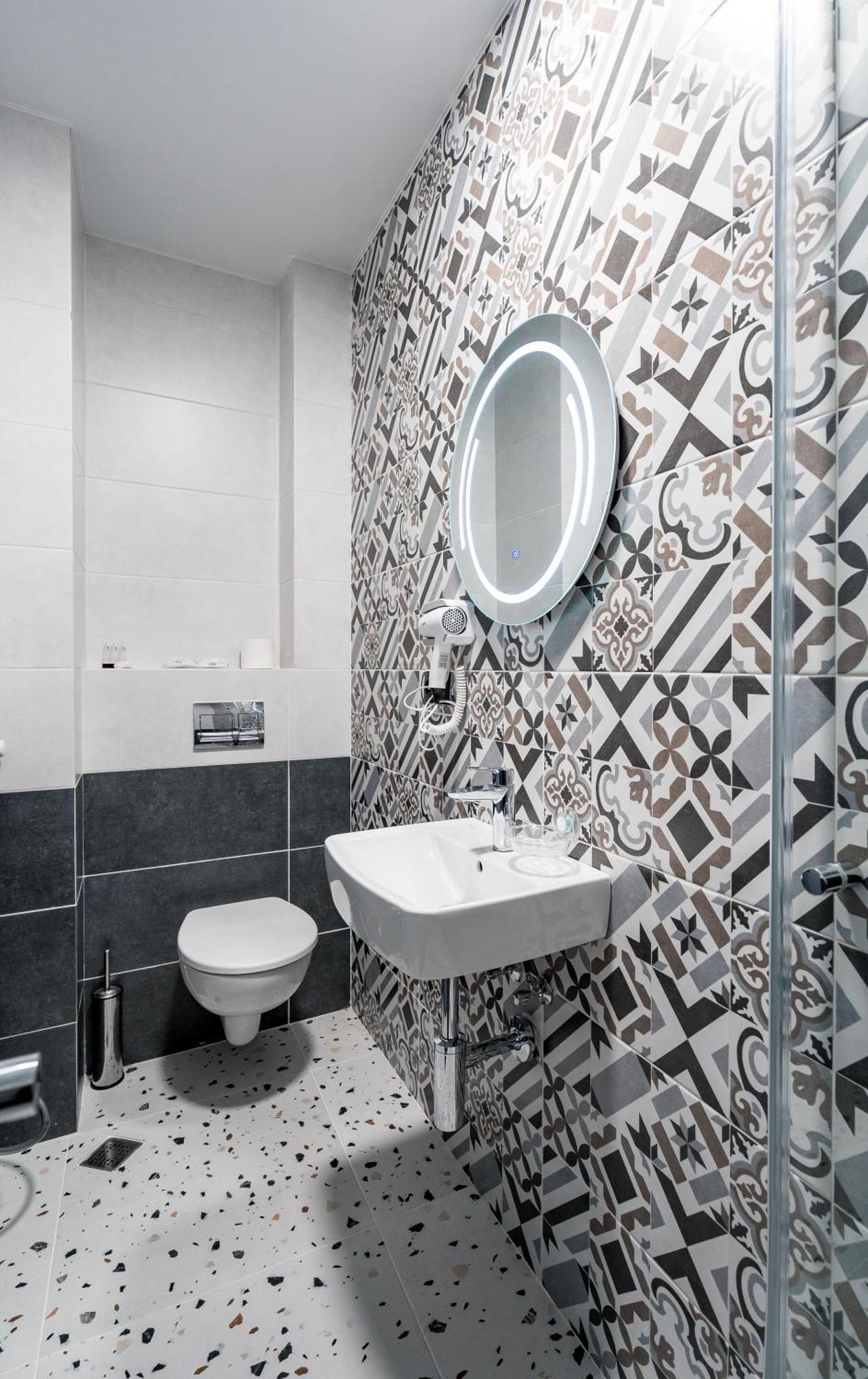 Aparthotel Luxury X By Umbrella Tbilisi Esterno foto