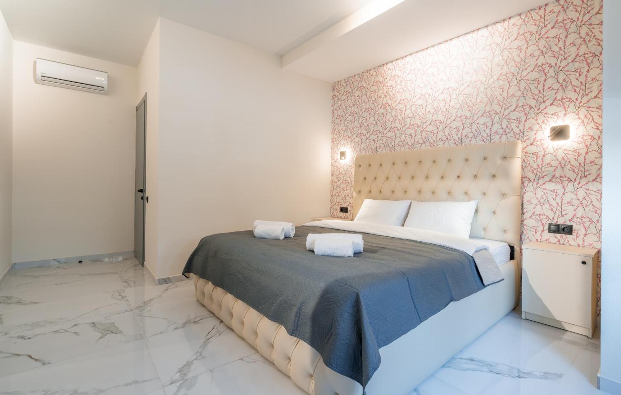 Aparthotel Luxury X By Umbrella Tbilisi Esterno foto