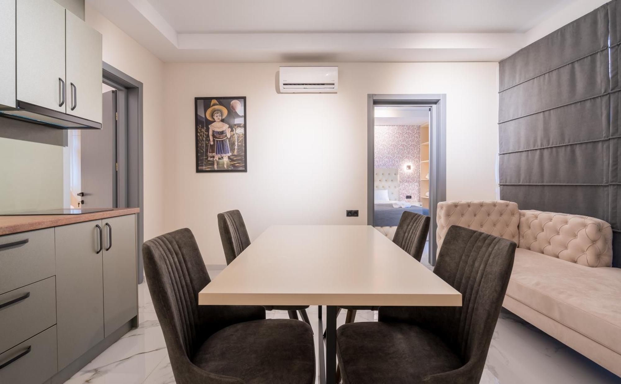Aparthotel Luxury X By Umbrella Tbilisi Esterno foto